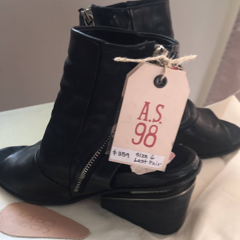 New A.S. 98 Black Floating Heal Wedge